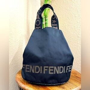 FENDI BUCKET TOTE